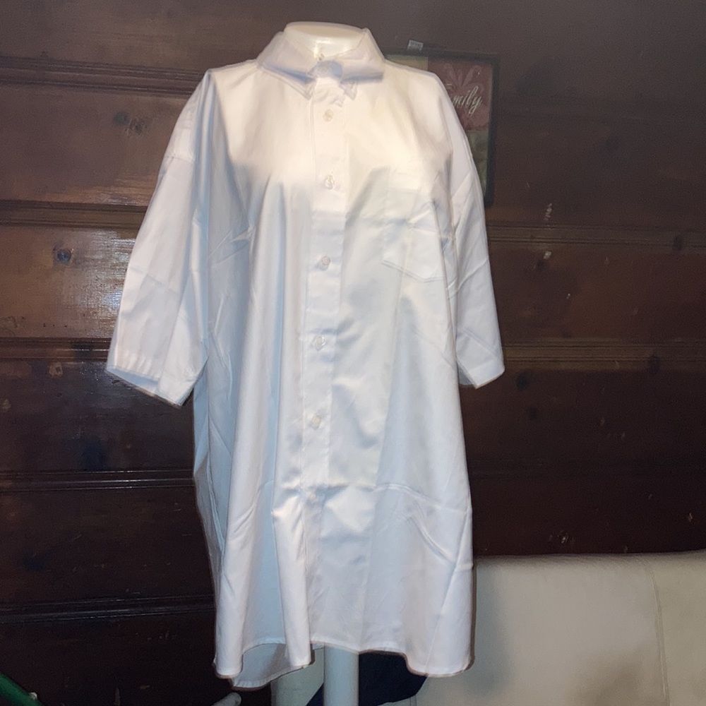 White collar shirt